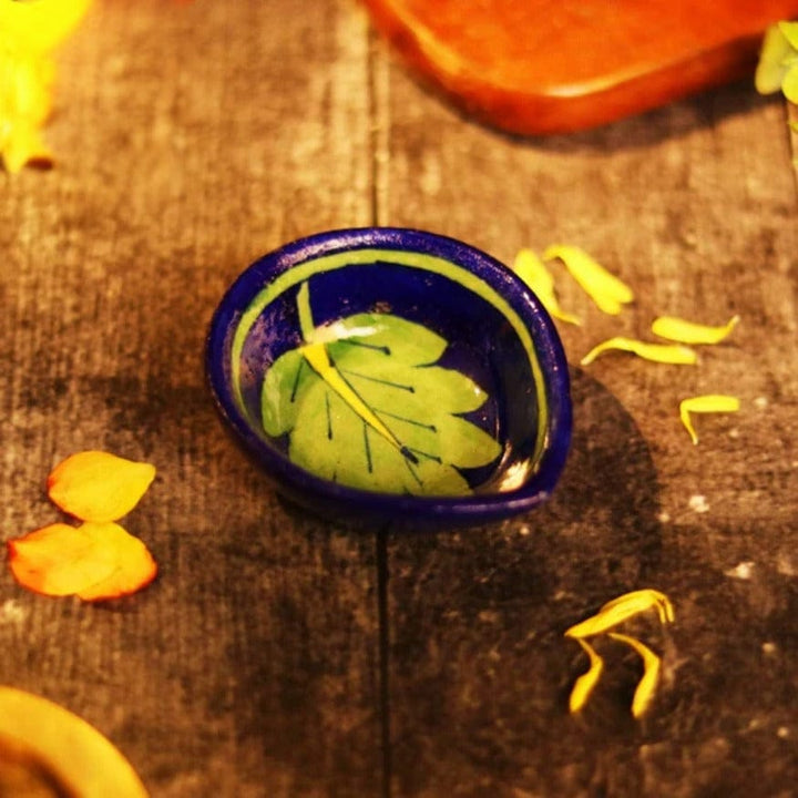 Diwali Handcrafted Diyas (pack of 4)  - Free Shipping Across India